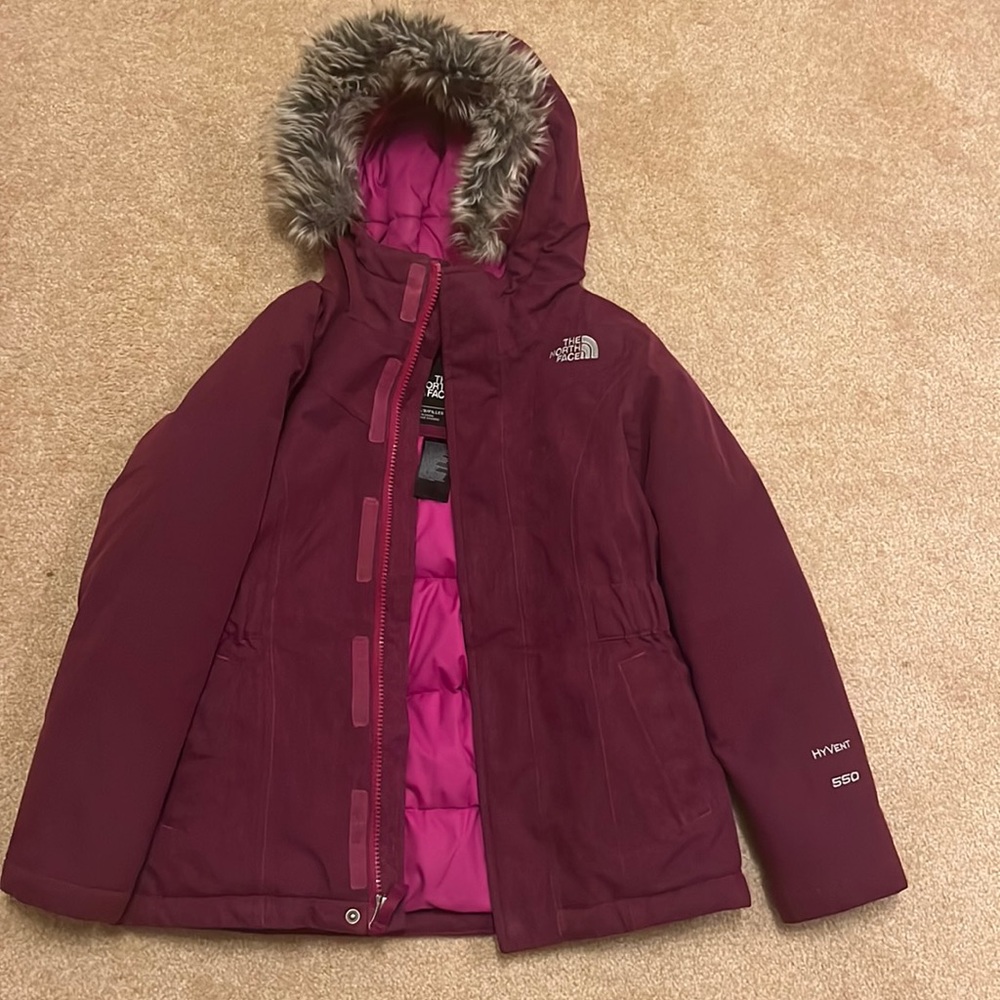 North face Hyvent 550 Down Jacket Youth Small 7/8 Burgundy Purple Wine Color
